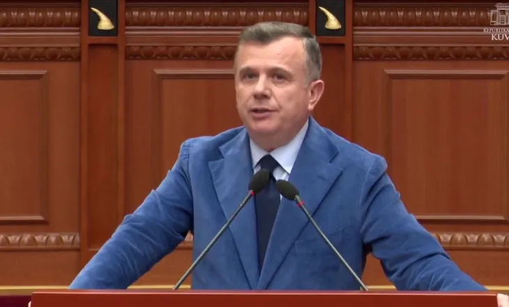 “Nga idealet e ’91, jeni shndërruar në parti që përdorni zjarr e flakë”, Balla-opozitës: Protestat e dhunshme vetëm këtu drejtohen nga një parti politike