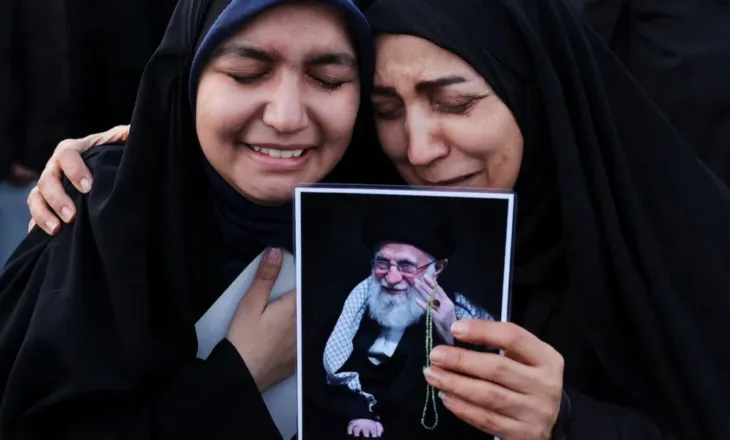 Nga jeta si aktivist te diktatura e pamëshirshme dhe financizmi i terrorizmit! Kush ishte Ajatollah Ali Khamenei?