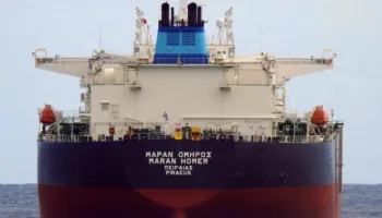 Një anije greke u godit nga një raketë në Detin e Zi