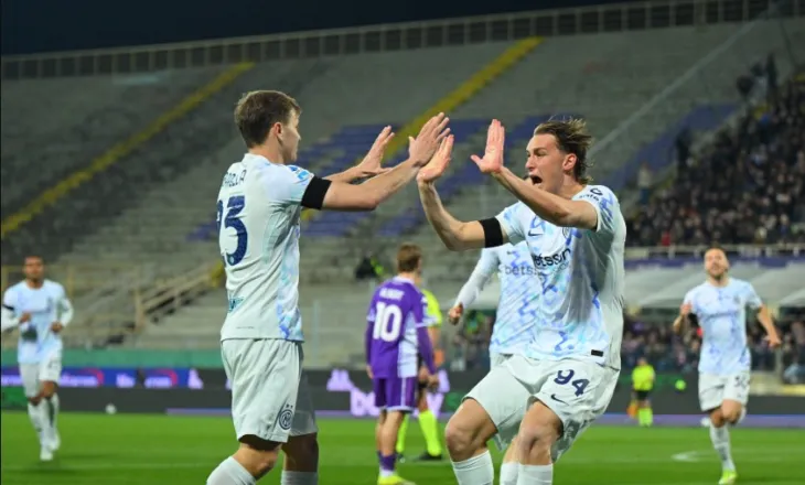 Një gol që në minutën e parë dhe dy të tjerë të anulluar, Inter e mbyll në avantazh pjesën e parë në Firence (video)