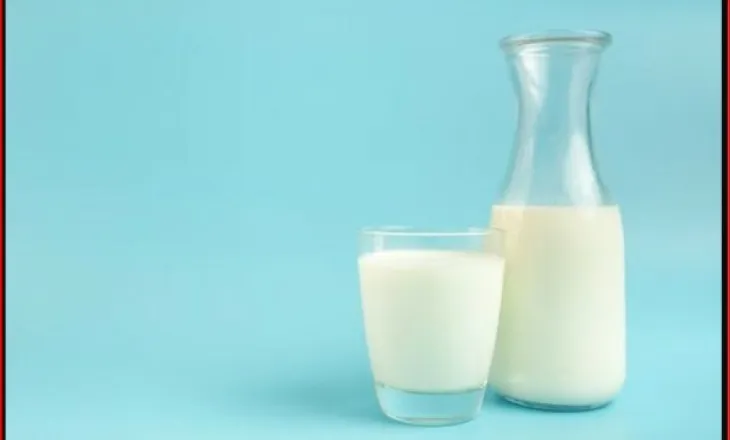 Një gotë qumësht në ditë ul rrezikun e goditjes në tru