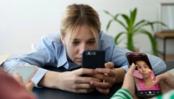 Një javë pa rrjetet sociale/ Një nxitje për shëndetin mendor, ja çfarë thotë studimi më i fundit!