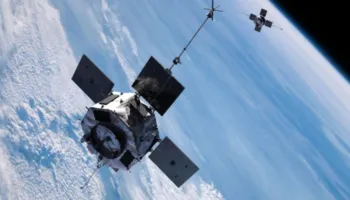 Një pjesë e një sateliti të NASA-s me peshë 600 kg pritet të bjerë në Tokë gjatë mesnatës, rreziku për njerëzit…