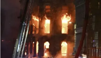 Një zjarr masiv përfshin Stacionin Qendror të Glasgout