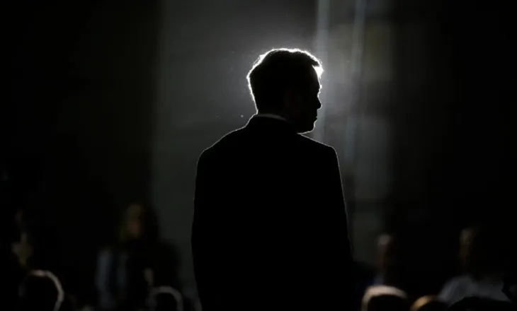 Njeriu më i pasur në botë i bashkohet telefonatës Trump–Modi,diskutohet çështja Iran