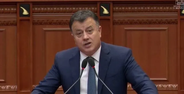 Noka: Jeni si eunukë në oborrin e sulltanit, Belinda ju ka poshtëruar e zvarritur!