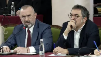 “Nuk arritëm të dalim me një raport të përbashkët me opozitën”, Manja: SPAK nuk po pengohet në hetimet ndaj Ballukut