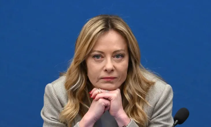 “Nuk do të futemi në Ngushticën e Hormuzit”, Meloni: Ndërhyrja ushtarake do të thotë përfshirje në konflikt