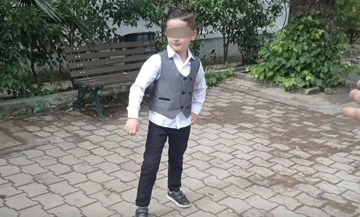 ‘Nuk e di si përfundoi atje’/ Flet për herë të parë nëna e 11-vjeçarit të humbur