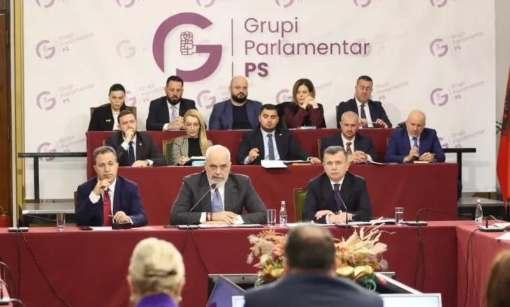 “Nuk e shpall dot të pafajshme, por…”, Rama: Balluku do të vijojë të drejtojë qarkun e Fierit