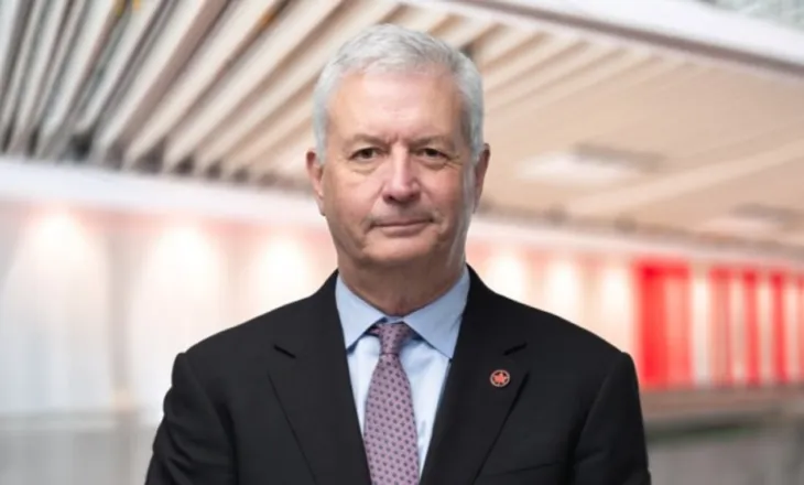 Nuk foli frëngjisht në një mesazh ngushëllimi ku humbën jetën dy pilotë, kreu i Air Canada jep dorëheqjen