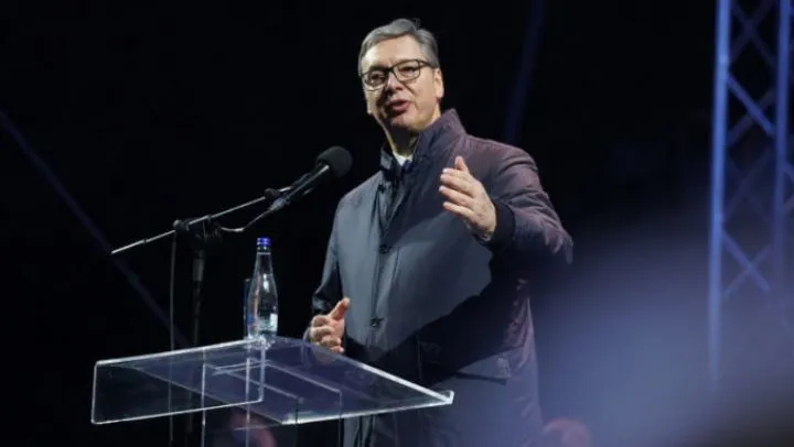 “Nuk heq dorë nga Kosova”/ Pretendimi i Vuçiç: Aleanca Tiranë-Prishtinë-Zagreb, për të sulmuar Serbinë…