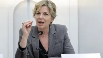 “Nuk ka analiza pas datës 20 të çdo muaj”/ Ministrja e Shëndetësisë trondit qytetarët