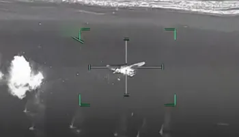 “Objektivi u rrëzua”, Video e Emirateve të Bashkuara Arabe që tregon rrëzimin e dronëve iranianë