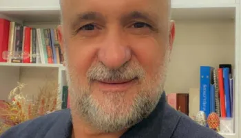 Odise Plaku: Teatri mbetet një platformë, ku arti dhe realiteti takohen për të nxitur ndryshim dhe vetëdije