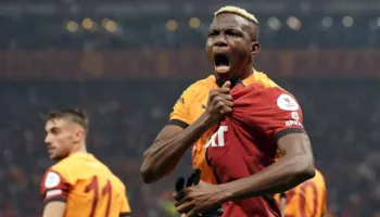 “Osimhen qëndron këtu”, presidenti i Gallatasaray-t i “mbyll derën” Juventus-it