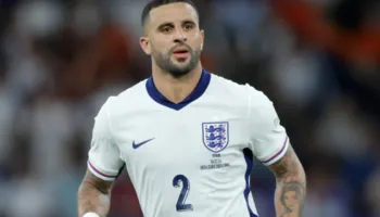 Pak muaj përpara fillimit të Botërorit, ylli i Anglisë zyrtarizon tërheqjen nga kombëtarja e “Tre Luanëve”