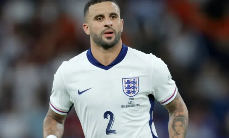 Pak muaj përpara fillimit të Botërorit, ylli i Anglisë zyrtarizon tërheqjen nga kombëtarja e “Tre Luanëve”