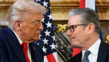 Pak orë pas kritikave nga Trump, Starmer zhvillon telefonatë me presidentin amerikan, u shqyrtua përdorja e bazave ajrore britanike