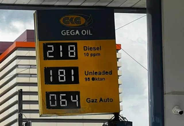 PAMJE/ Bordi i ‘Transparencës, dy orare brenda pak minutave për të rritur çmimet e karburanteve