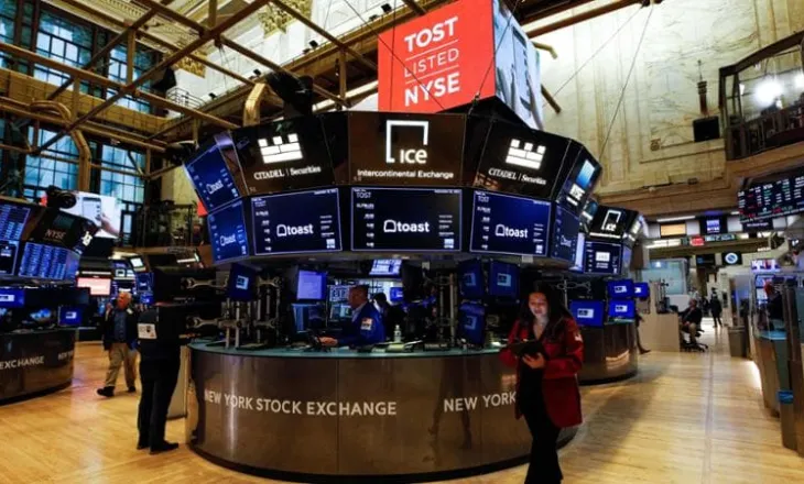 Panik në tregjet globale, lufta në Iran godet bursat dhe rrit çmimet e energjisë