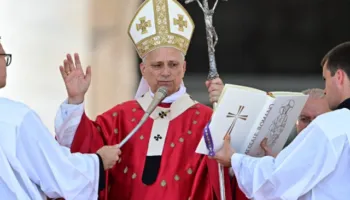 Papa Leo XIV: Zoti i refuzon lutjet e udhëheqësve që i njollosin duart me gjak