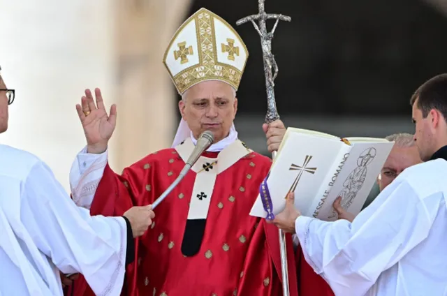 Papa Leo XIV: Zoti i refuzon lutjet e udhëheqësve që i njollosin duart me gjak