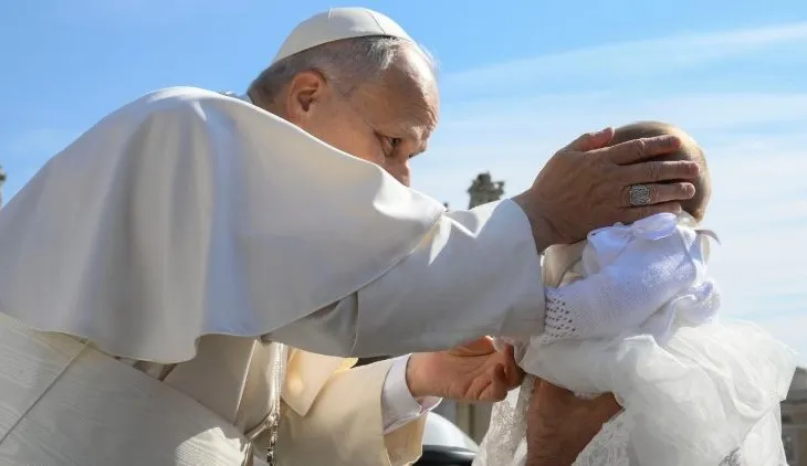 Papa Leoni XIV thirrje miliarderëve të ndihmojnë njerëzit në nevojë