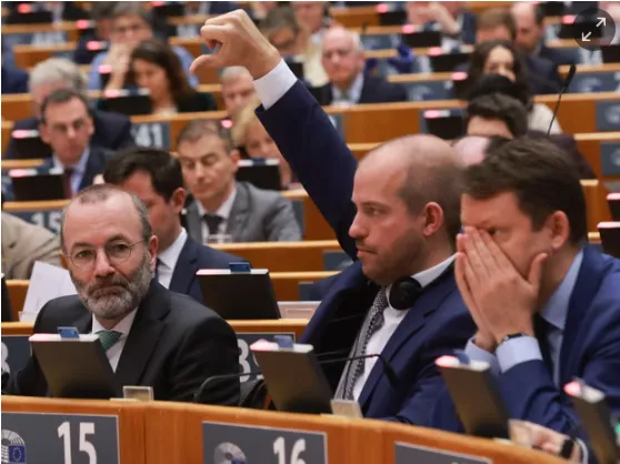 Parlamenti Europian miraton dërgimin e azilkërkuesve të refuzuar në qendra jashtë BE-së