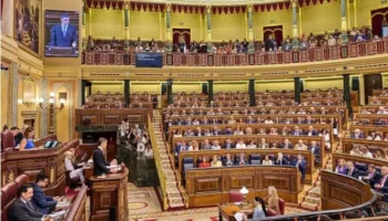 Parlamenti i Spanjës miraton paketën prej 5 miliardë eurosh për të frenuar ndikimin e luftës në Iran