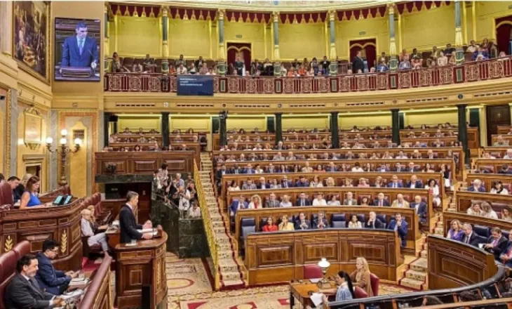 Parlamenti i Spanjës miraton paketën prej 5 miliardë eurosh për të frenuar ndikimin e luftës në Iran