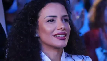 “Partia nuk po hapet, në Durrës mbetën jashtë listave njerëz me kontribute”, jep dorëheqjen sekretarja e marrëdhënieve me publikun e PD