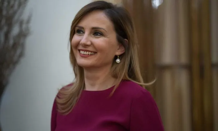 “Pas 12 vitesh, qeveria pranon se taksat rrisin çmimin e karburanteve”, Tabaku: Mazhoranca ka përfituar nga rritja e çmimeve dhe nuk ka mbrojtur qytetarët