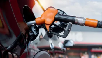 Pas Australisë, Norvegjia ul përkohësisht taksën e karburantit