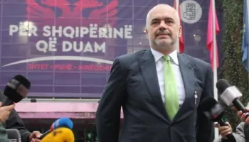 Pas deputetëve, Rama thërret edhe drejtuesit e njësive administrative të Tiranës në mbledhje