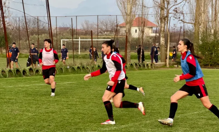 Pas fitores ndaj Malit të Zi, kombëtarja e femrave nis përgatitjet për sfidën e dytë ndaj Çekisë (video)