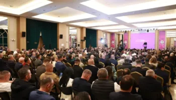 Pas ndryshimeve të miratuara në Asamblenë e PS, Rama mbledh nesër në seli drejtuesit politikë në qarqe