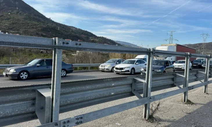 Pas rihapjes së aksit Librazhd–Prrenjas, shtohet ndjeshëm fluksi i automjeteve