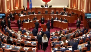 PD bllokon foltoren, Kuvendi miraton ndryshimet në qeveri