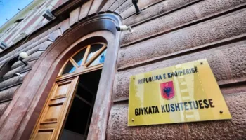 PD çoi në Kushtetuese zgjedhjen e Endri Shabanit si Avokat i Popullit, Gjykata vendos ta marrë kërkesën në shqyrtim