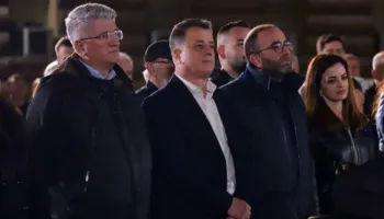 PD foltore pa Berishën, protestën para Kryeministrisë e drejton Noka