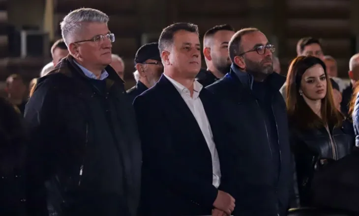 PD foltore pa Berishën, protestën para Kryeministrisë e drejton Noka