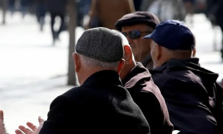 Pensionistët padisin Qeverinë në Kushtetuese, ja çfarë kërkojnë