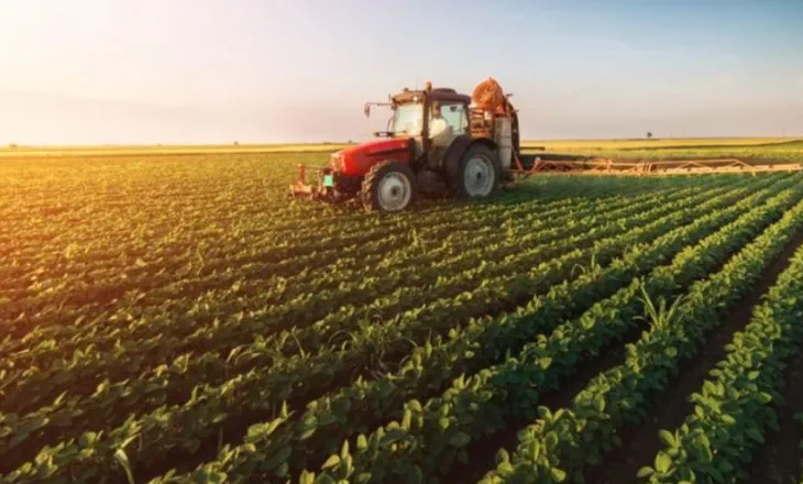 Përballë krizës/ Nafta shtrenjton prodhimet bujqësore, reagojnë fermerët: Kemi vështirësi, janë rritur kostot