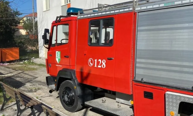 Përfshihet nga flakët një banesë në Shkodër, dyshimet e para