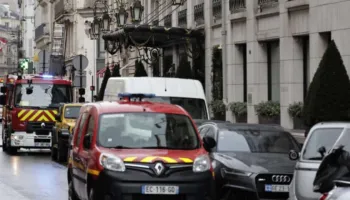 Përfshihet nga flakët një hotel pranë pallatit Elysee në Paris, evakuohen 400 persona