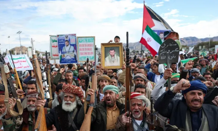 Përfshirja e Huthëve në luftën në Iran rrit shqetësimet për krizë të dyfishtë