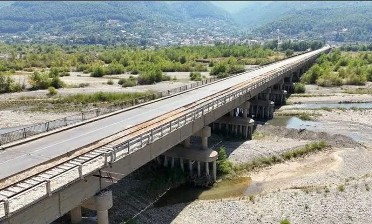 Përfundojnë punimet për mbrojtjen e Urës së Milotit, garantohet qarkullim më i sigurt për përdoruesit e rrugës