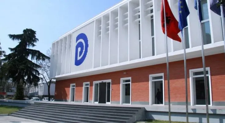 Përfundojnë zgjedhjet në degët e PD në Shkodër dhe Vlorë, zgjidhen kryetarët e rinj