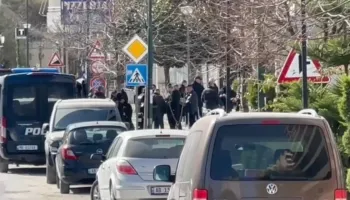 Përfundon aksioni ‘blic’ në Vlorë, forcat e RENEA-s dhe FNSH-së largohen nga zona e Ujit të Ftohtë